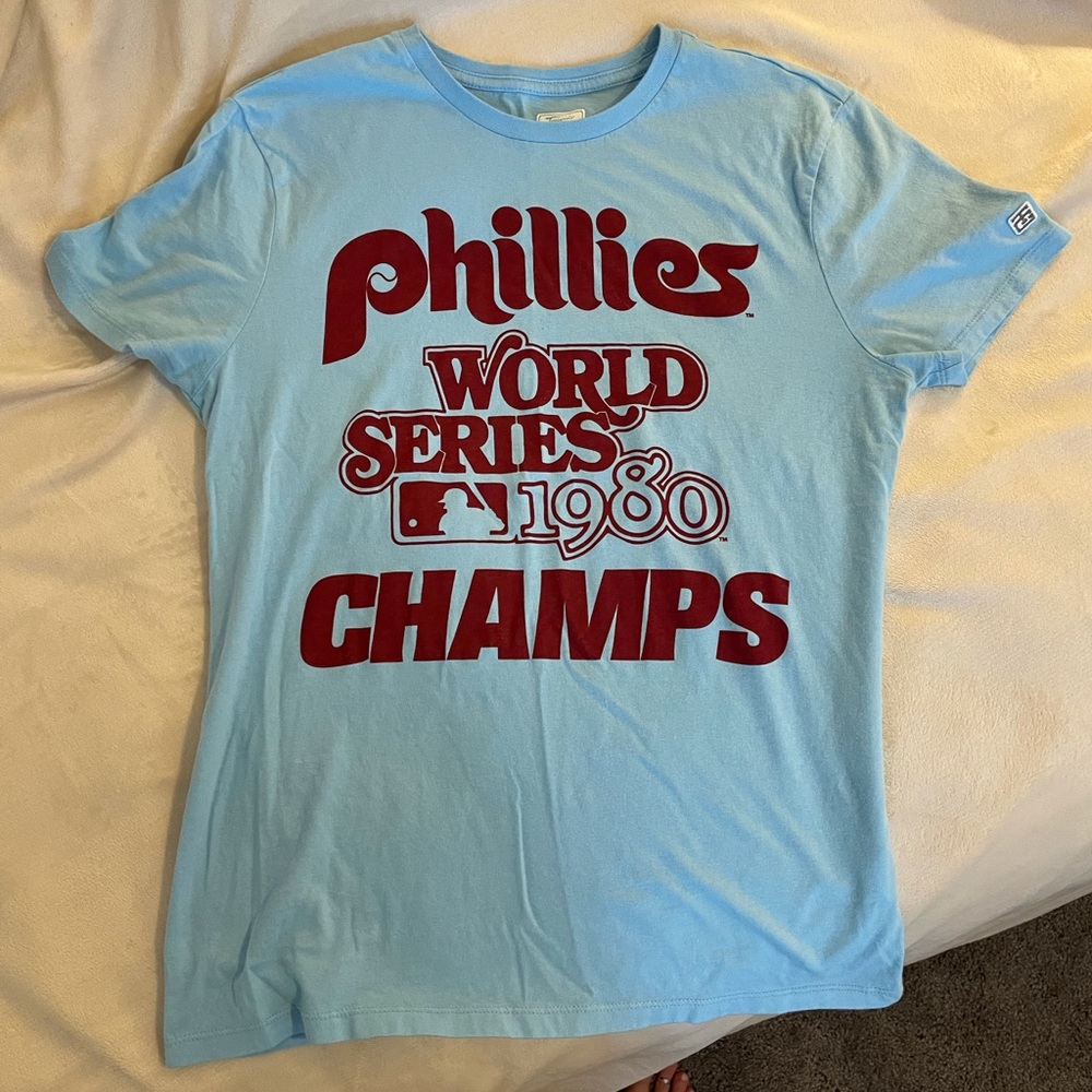 Phillies T-shirt